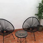 Gaudi Street Apartman Sitges