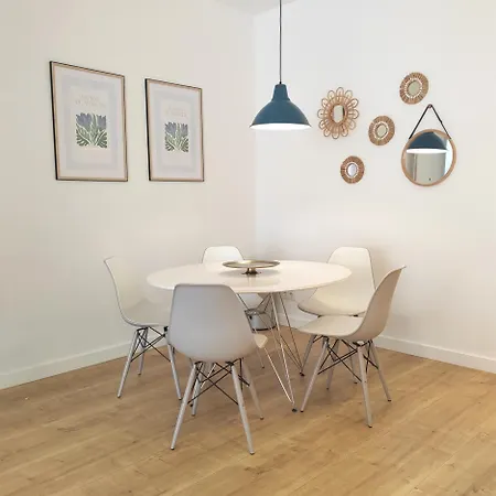 Gaudi Street Apartment *