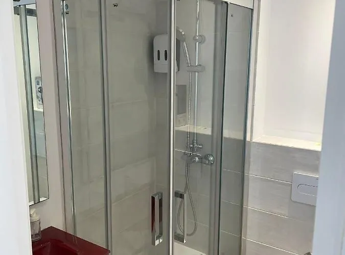 Gaudi Street Lejlighed *